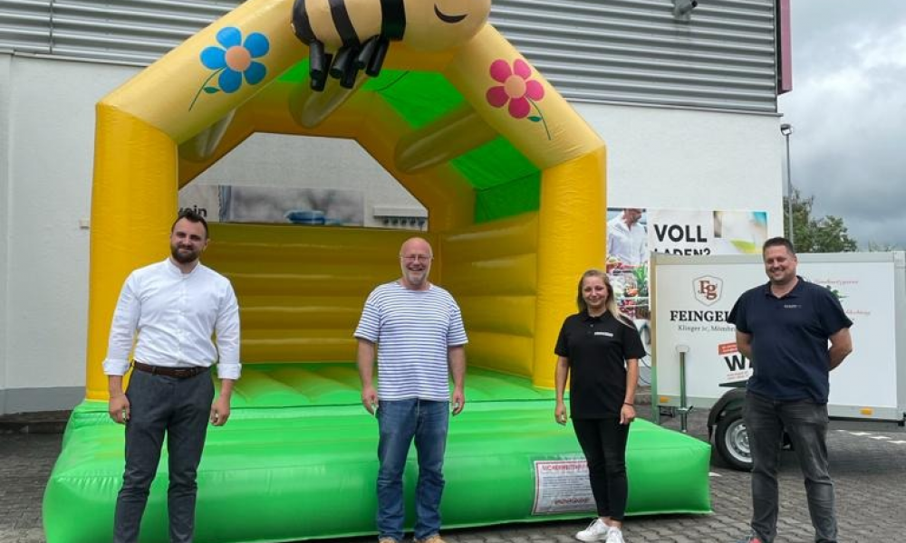 Hüpfburg zu verleihen